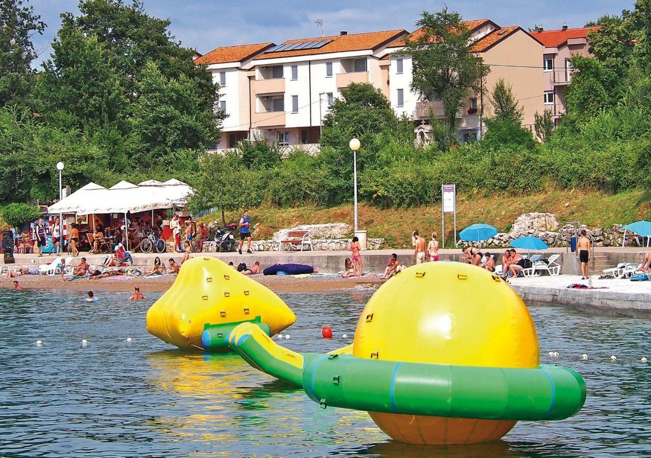 Apartments Maslina II Njivice Exterior foto